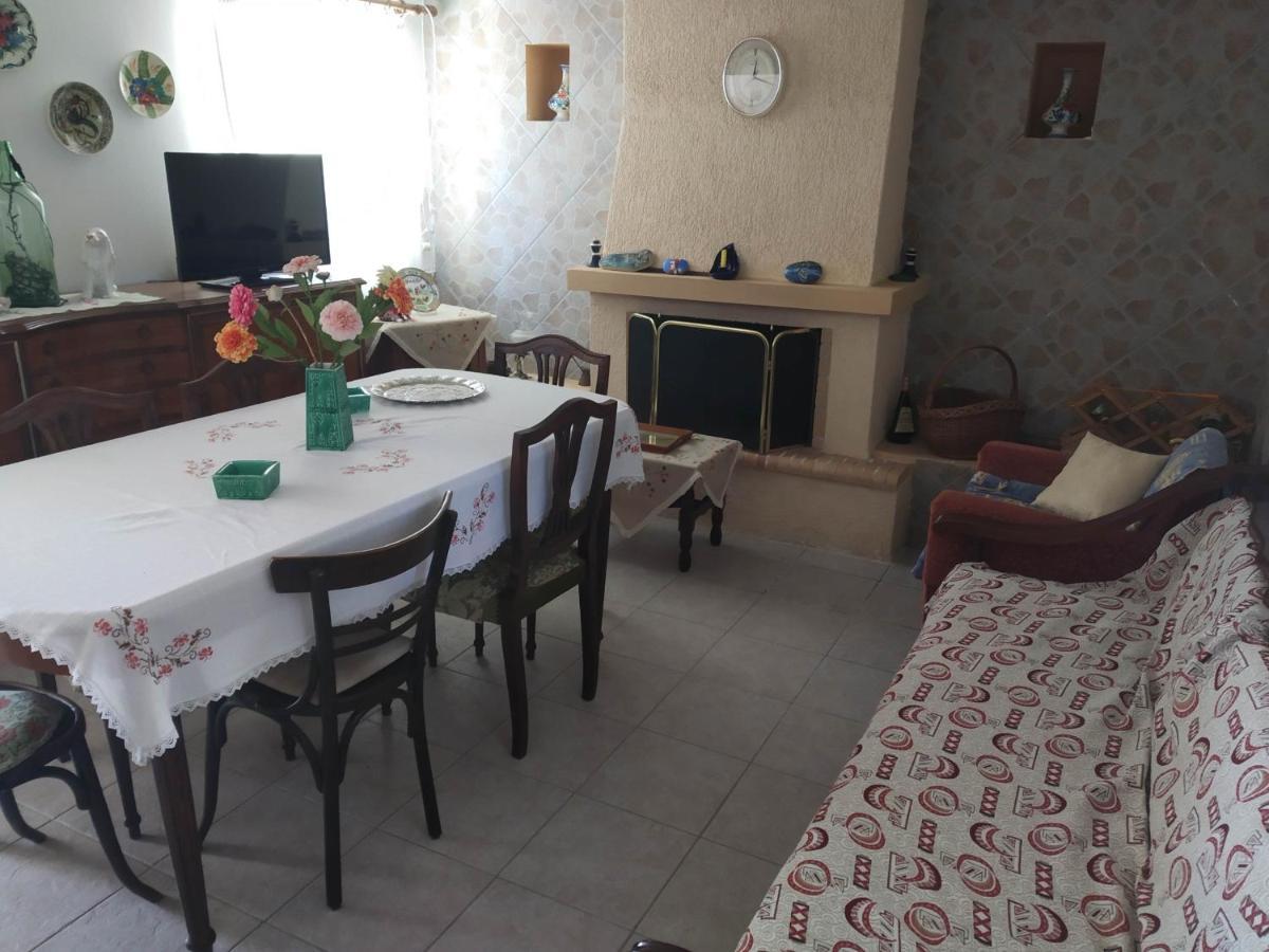 Ellina'S Home - Euboea Island Greece Oxilithos ภายนอก รูปภาพ